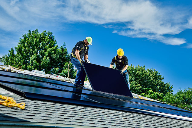 Gaf Solar Shingle Solar Roof Installation 635x425 1